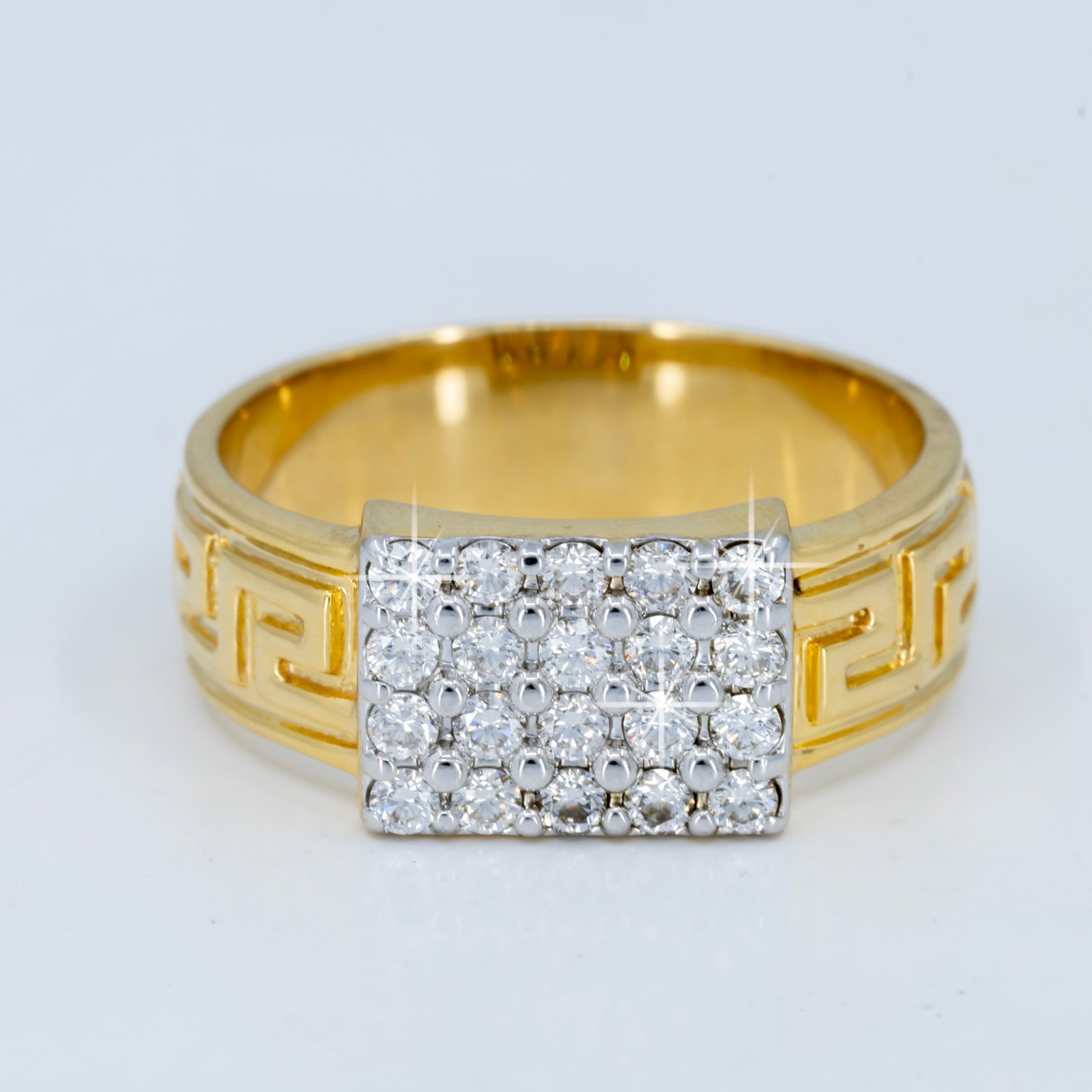 Primary Gold bracelet with pink leaf